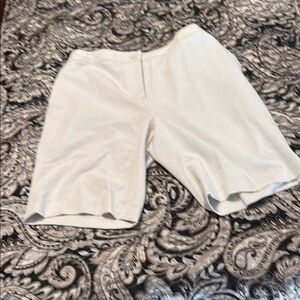 Excellent used condition White Women's Shorts